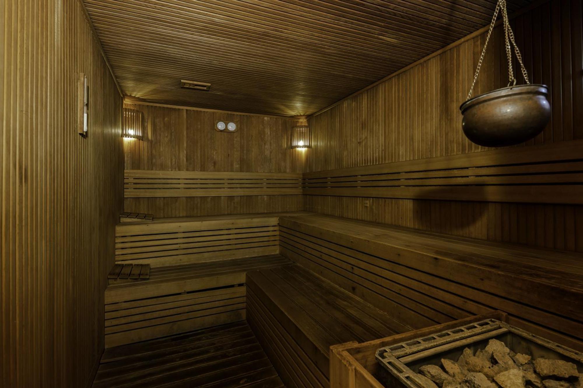 Levni Hotel & Spa - Special Category Istanbul Bagian luar foto A Finnish sauna